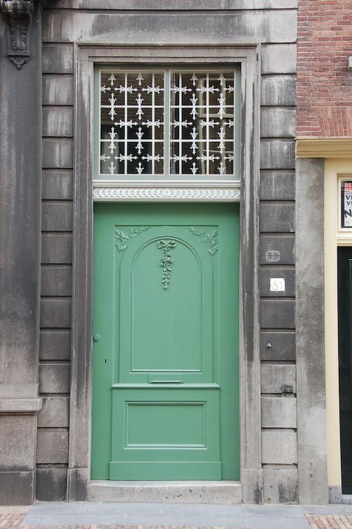B&B In De Prinsenstraat Dordrecht Exterior photo